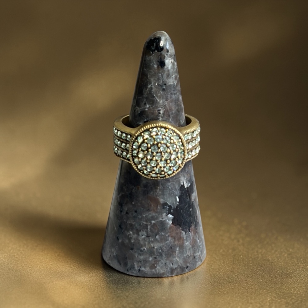 Vintage Heidi Daus Green Crystal Pave’ Disc Statement Ring